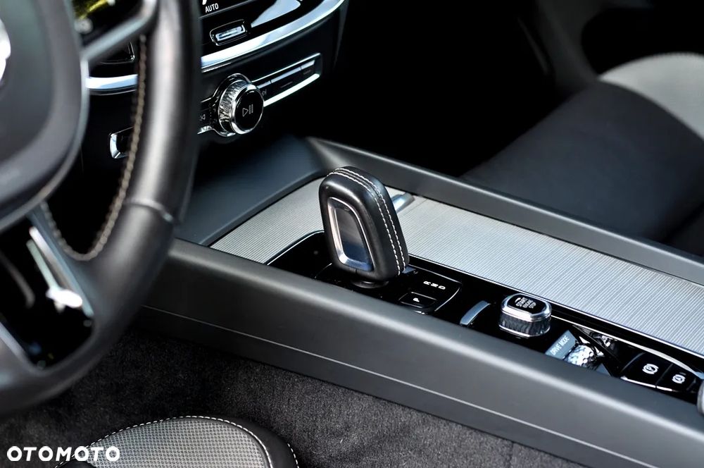 Volvo S60 B4 B Geartronic RDesign - 27