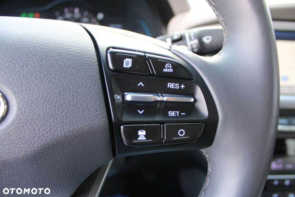 Hyundai IONIQ - 38