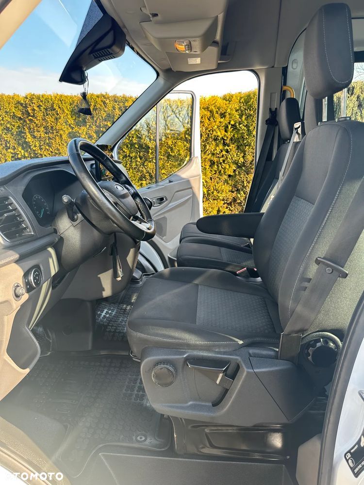 Ford Transit - 10