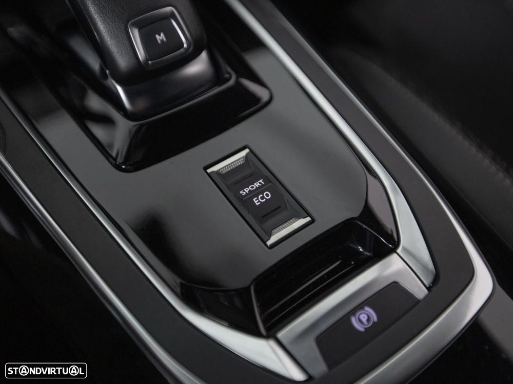 Peugeot 308 SW 1.5 BlueHDi GT EAT8 - 16