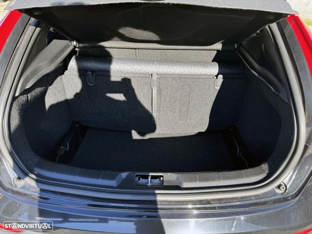 Volvo V40 Cross Country 2.0 D4 VOR Geartronic - 22