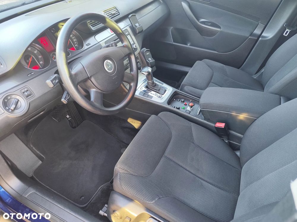 Volkswagen Passat 3.2 V6 FSI 4Mot Comfortline DSG - 5