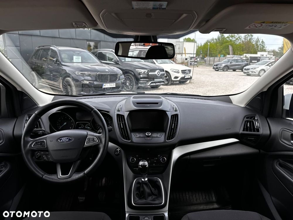 Ford Kuga - 12