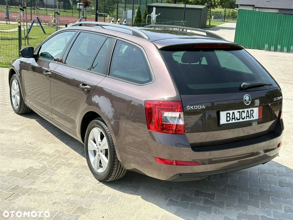 Skoda Octavia 1.4 TSI Ambition - 6