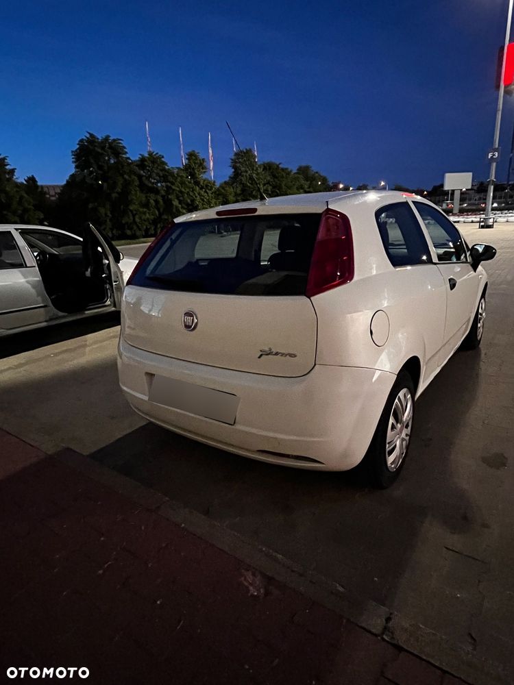 Fiat Punto 1.2 Easy - 4