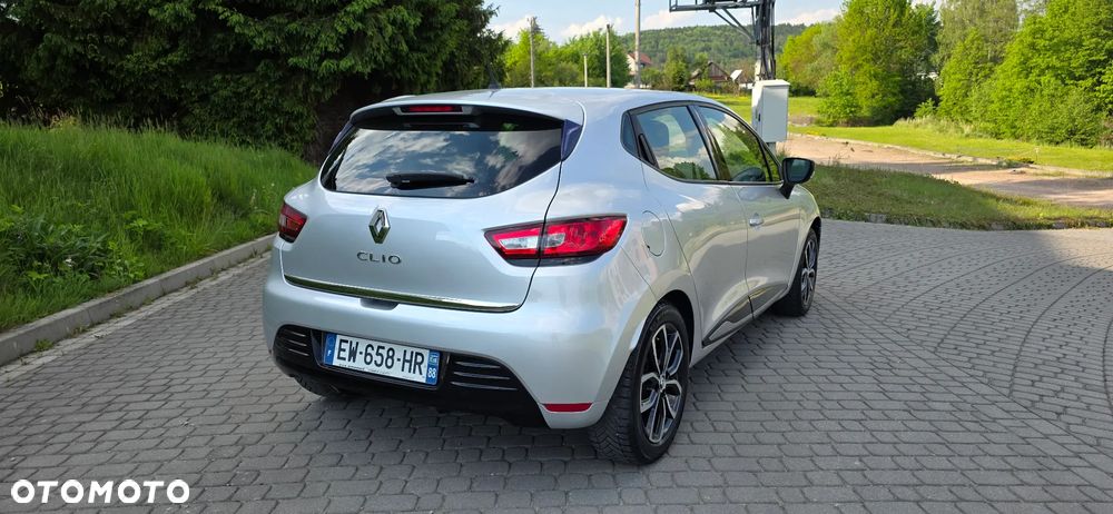 Renault Clio 1.2 16V Limited EU6 - 8