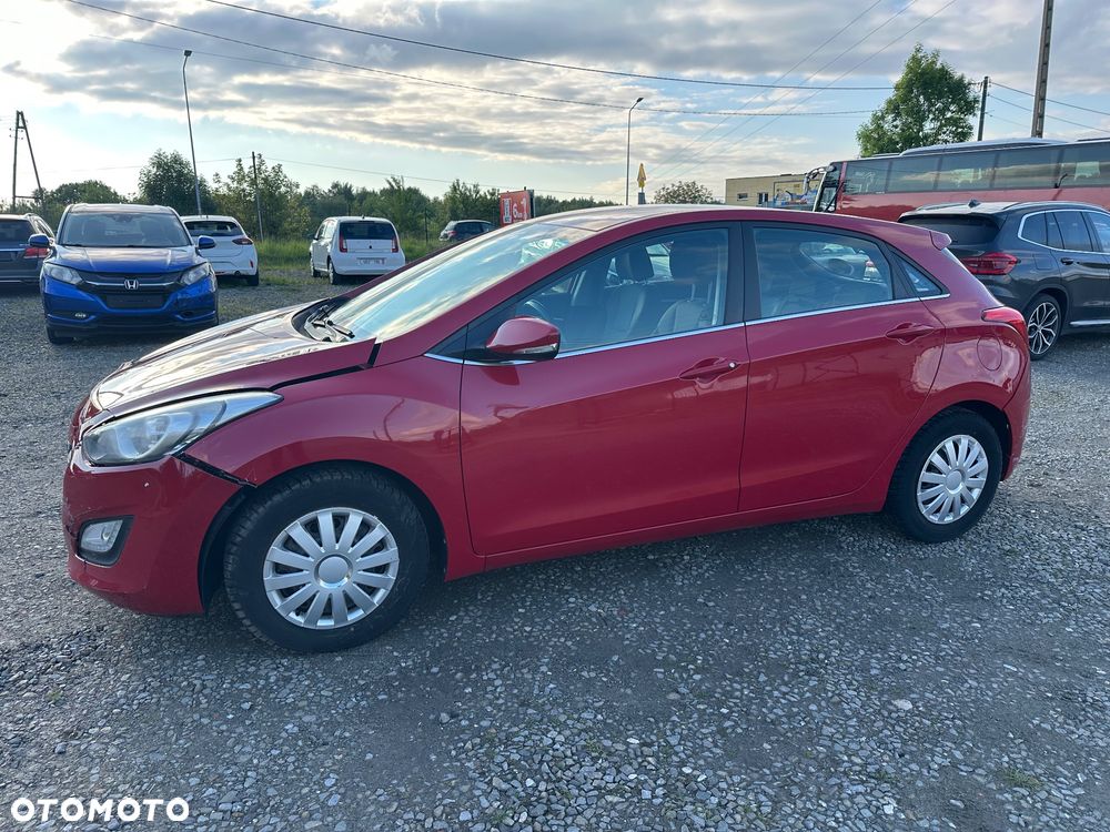 Hyundai i30 1.6 Comfort - 15