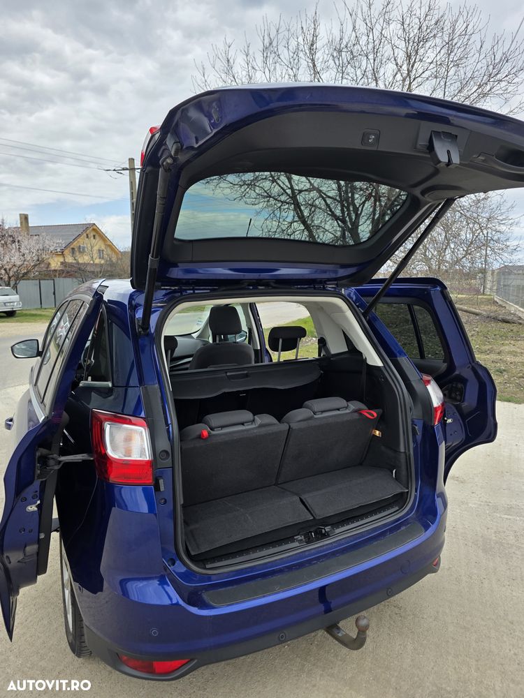 Ford Grand C-Max ver-2-0-tdci-start--stopp--system-titanium - 5