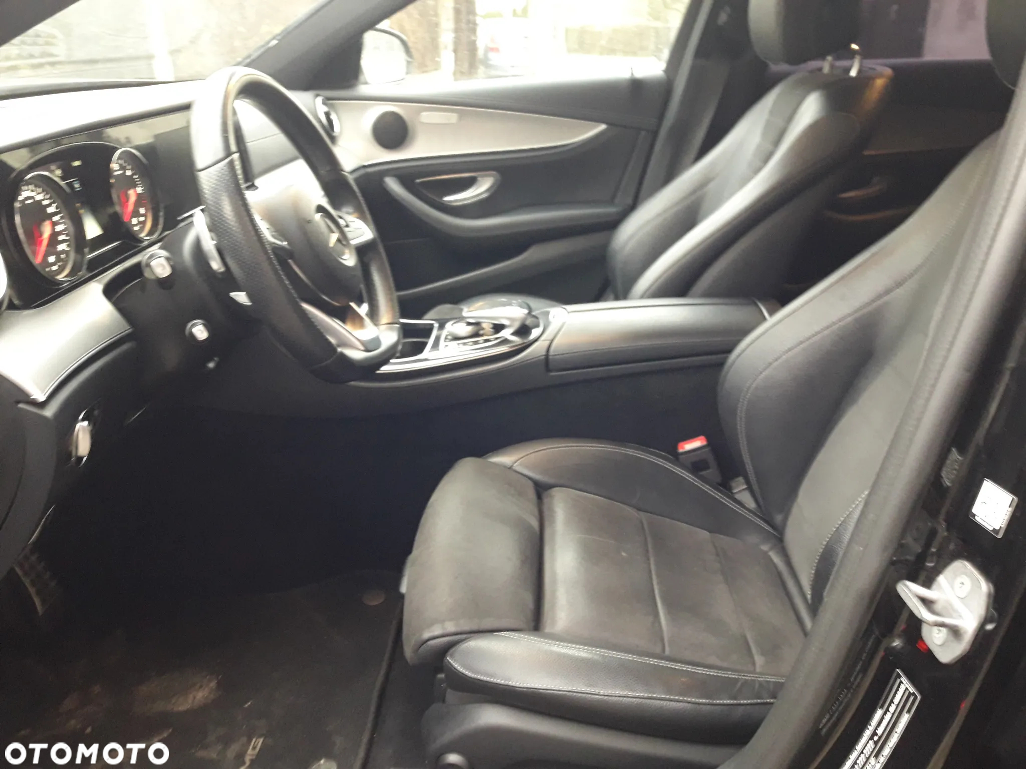 Mercedes-Benz Klasa E 220 d AMG/Avantgarde - 9