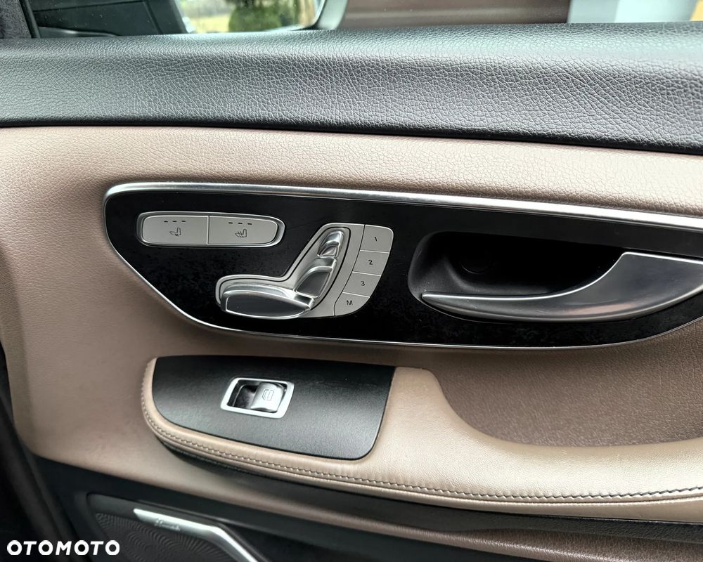 Mercedes-Benz Klasa V 300 d 4-Matic Avantgarde 9G-Tronic - 13