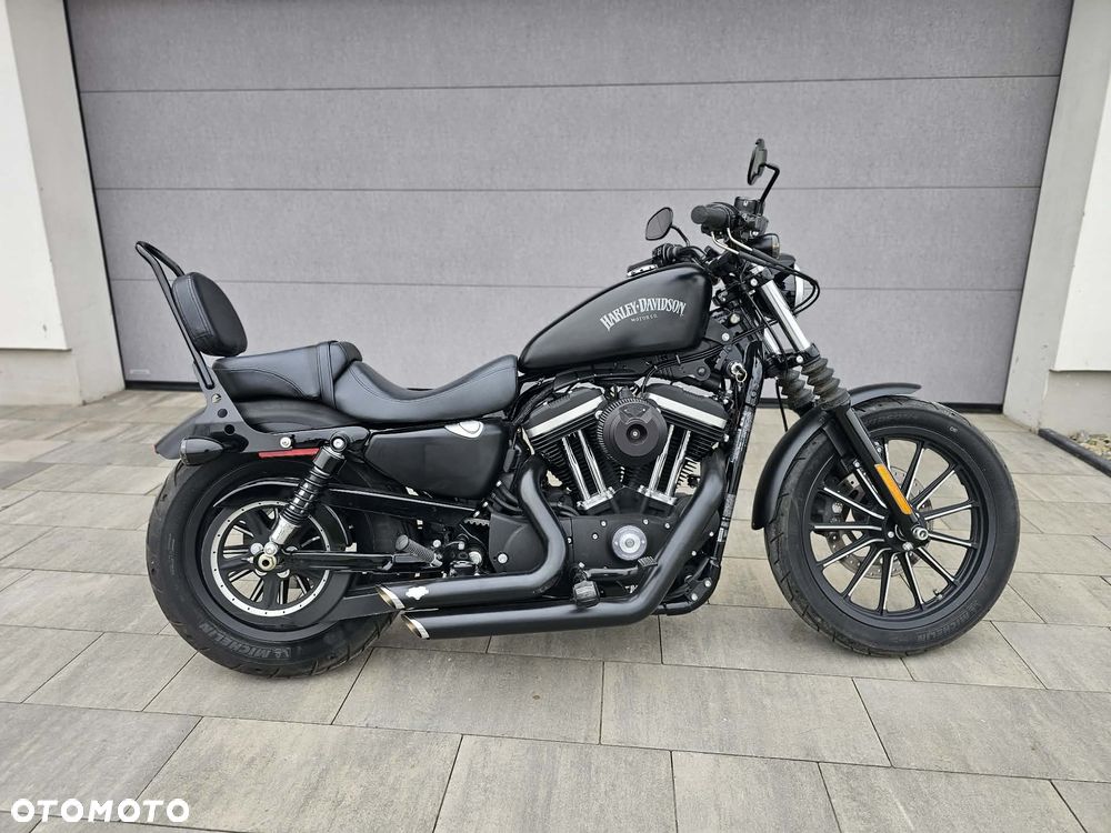 Harley-Davidson Sportster Iron 883 - 10