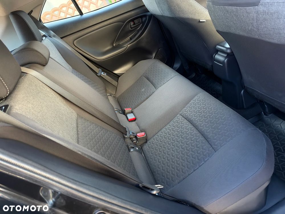 Toyota Yaris Cross Hybrid 1.5 Comfort - 32