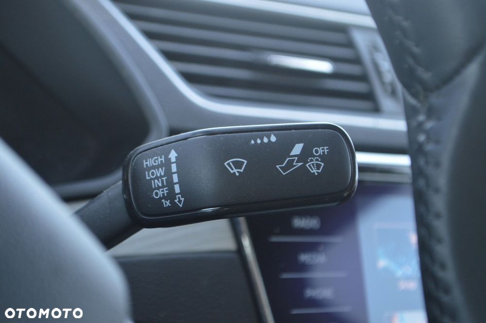 Skoda Superb 2.0 TDI SCR Ambition - 14