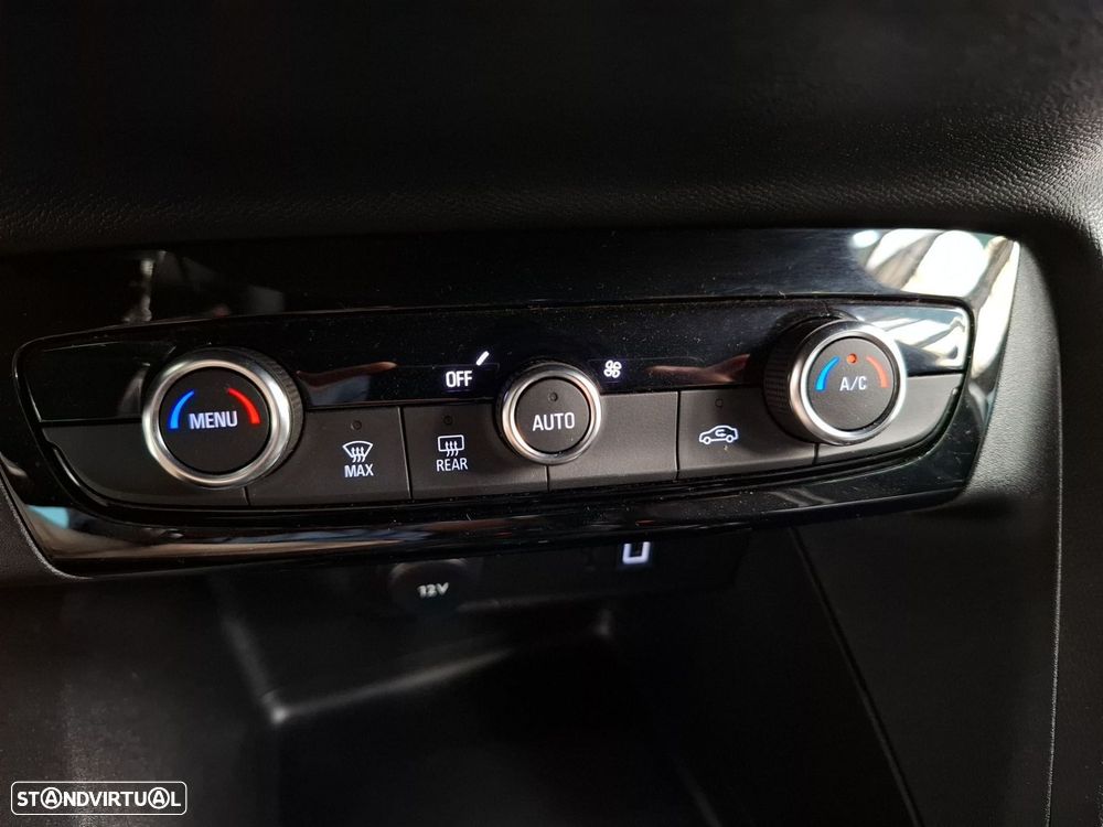 Opel Corsa 1.2 T GS - 22