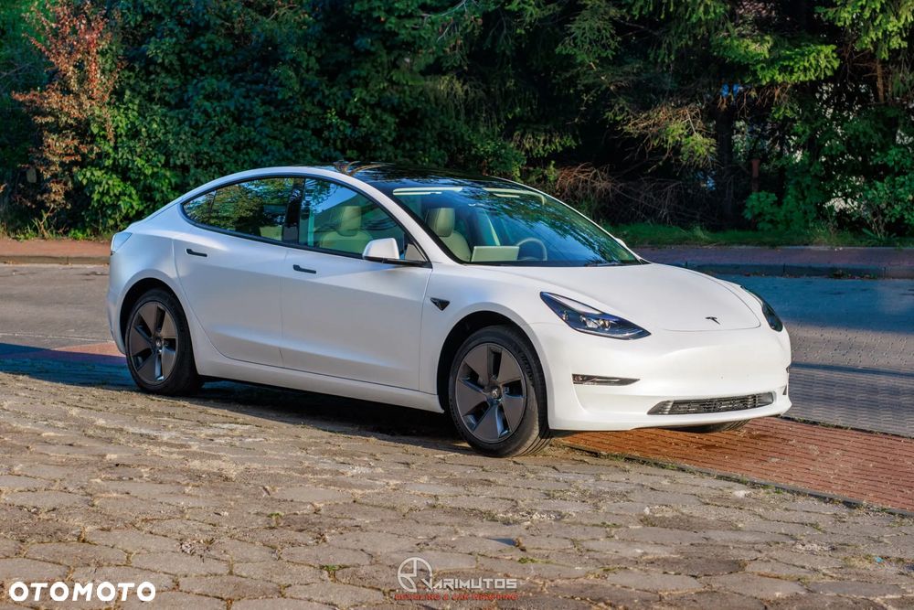 Tesla Model 3 Long Range AWD Premium - 4