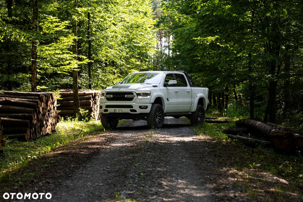 RAM 1500 5.7 Crew Cab Bighorn - 6