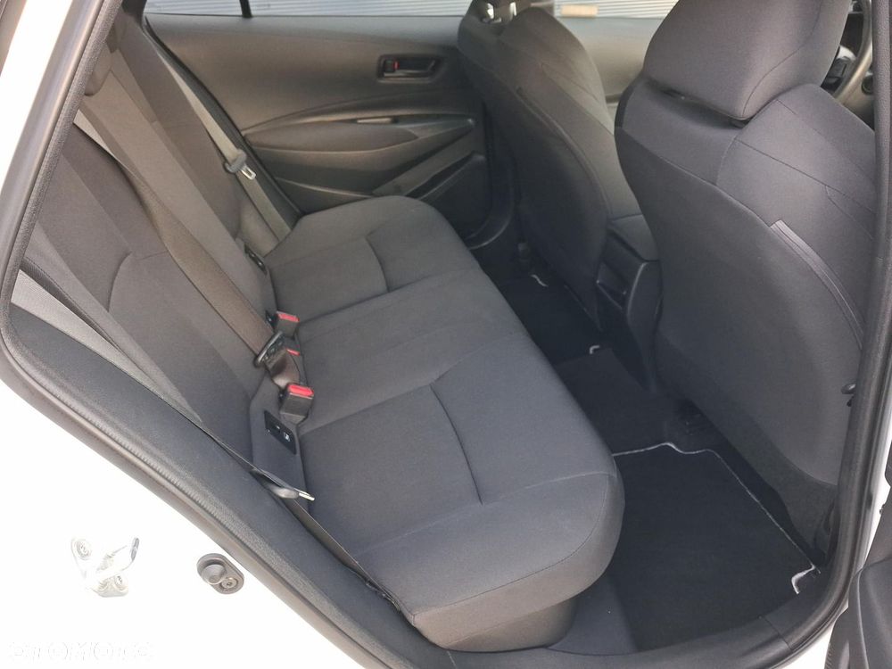 Toyota Corolla 1.8 Hybrid Active - 12