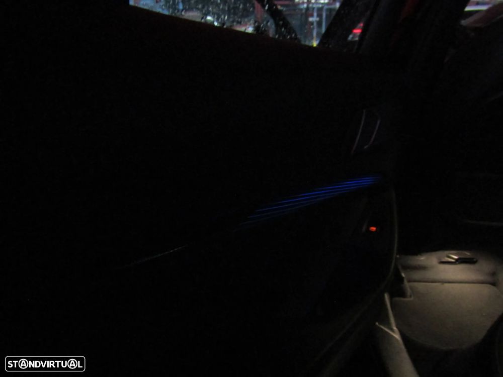 BMW 116 d Pack Desportivo M - 15