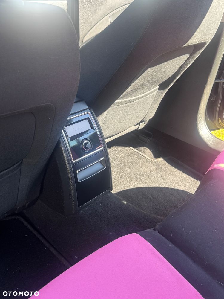 Skoda Superb 2.0 TDI Elegance - 14