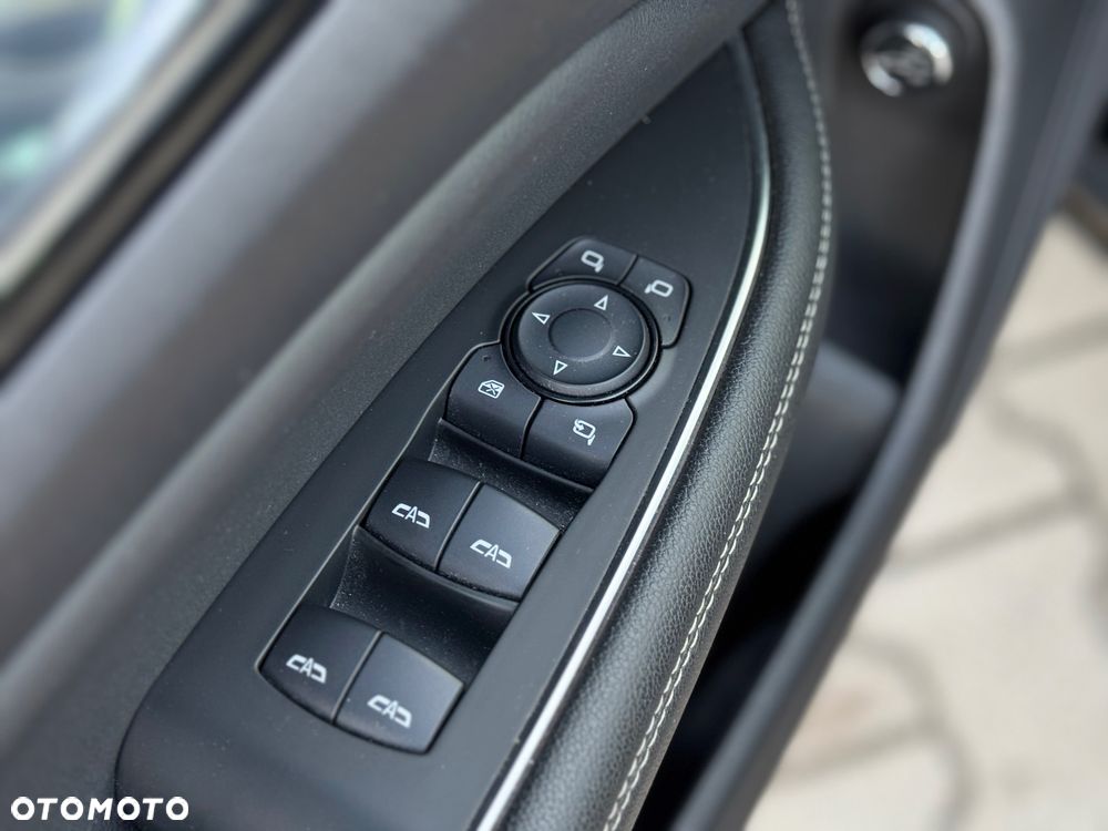Opel Insignia 2.0 CDTI Innovation S&S - 19