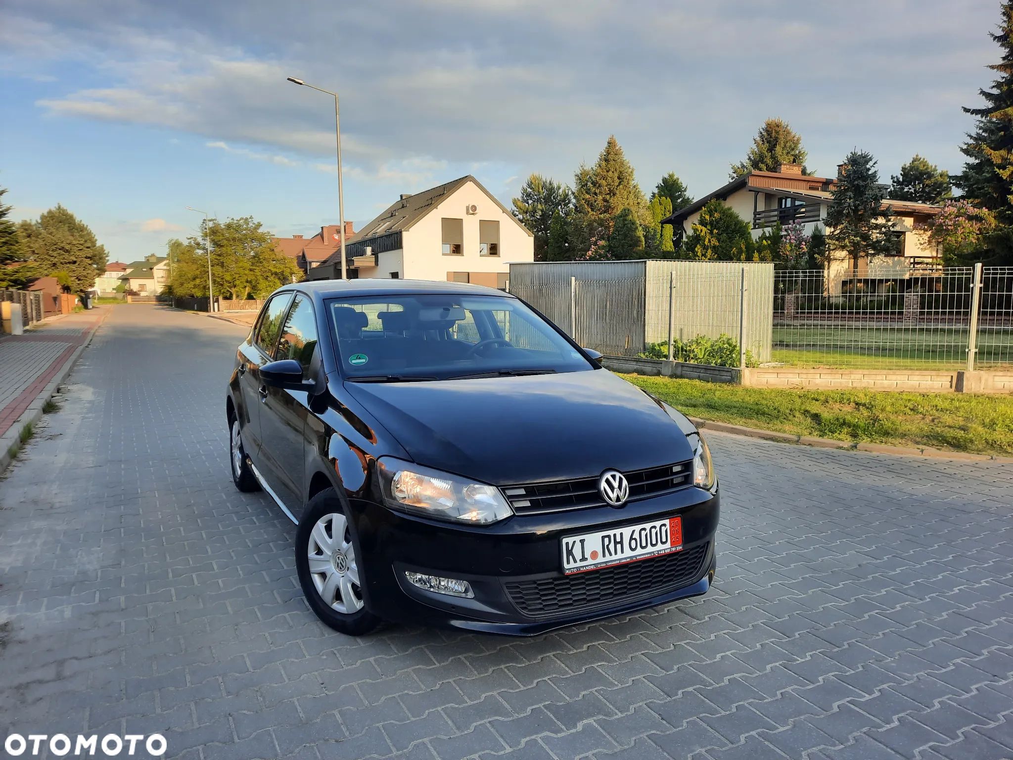 Volkswagen Polo - 1
