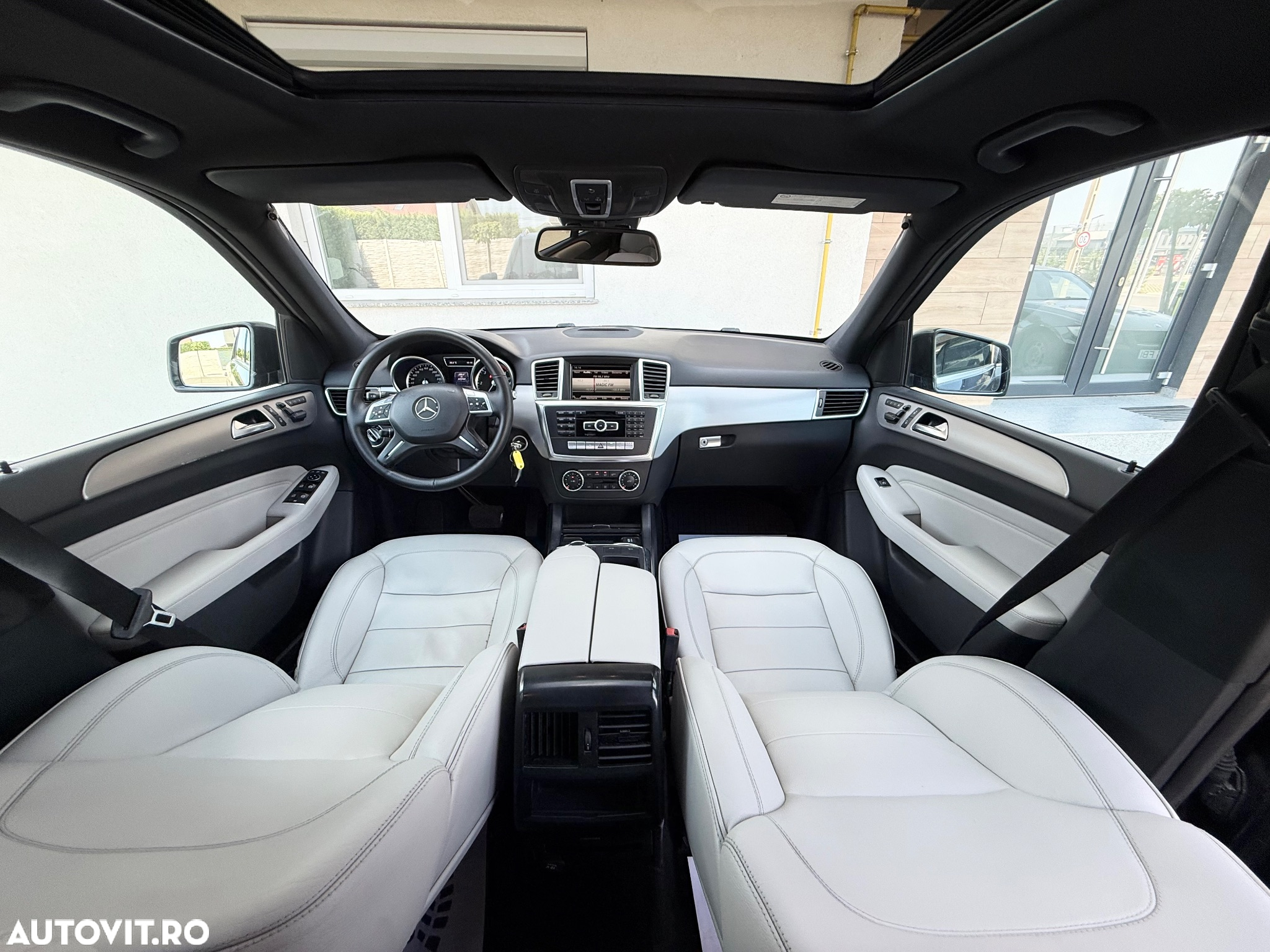 Mercedes-Benz ML 350 BlueTEC 4MATIC 7G-TRONIC Edition 1 - 22