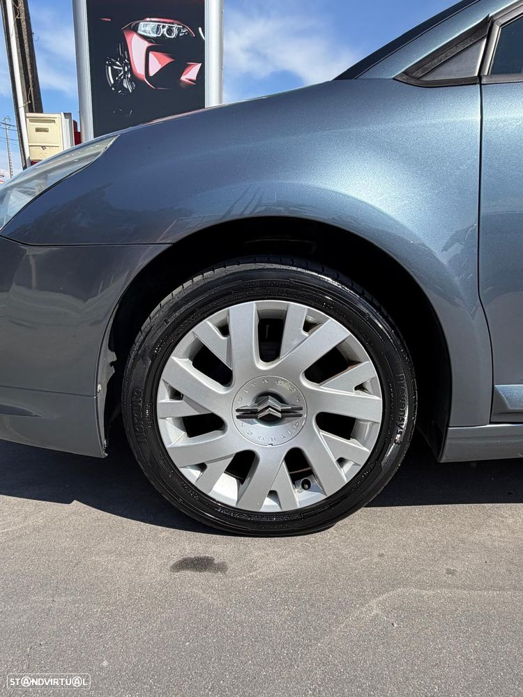 Citroën C4 1.6 HDi VTR Pack - 17
