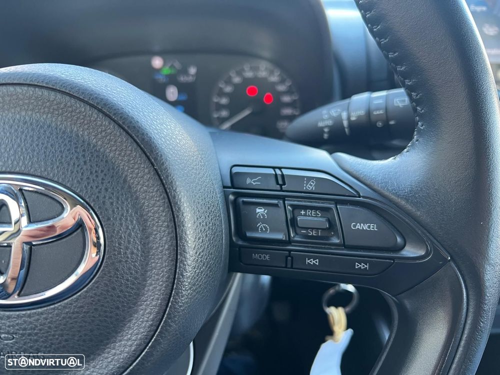 Toyota Yaris - 11