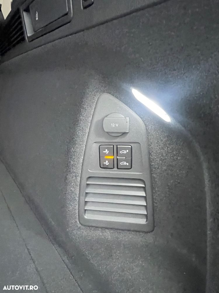 Volkswagen Touareg V6 TDI 4MOTION Elegance - 20