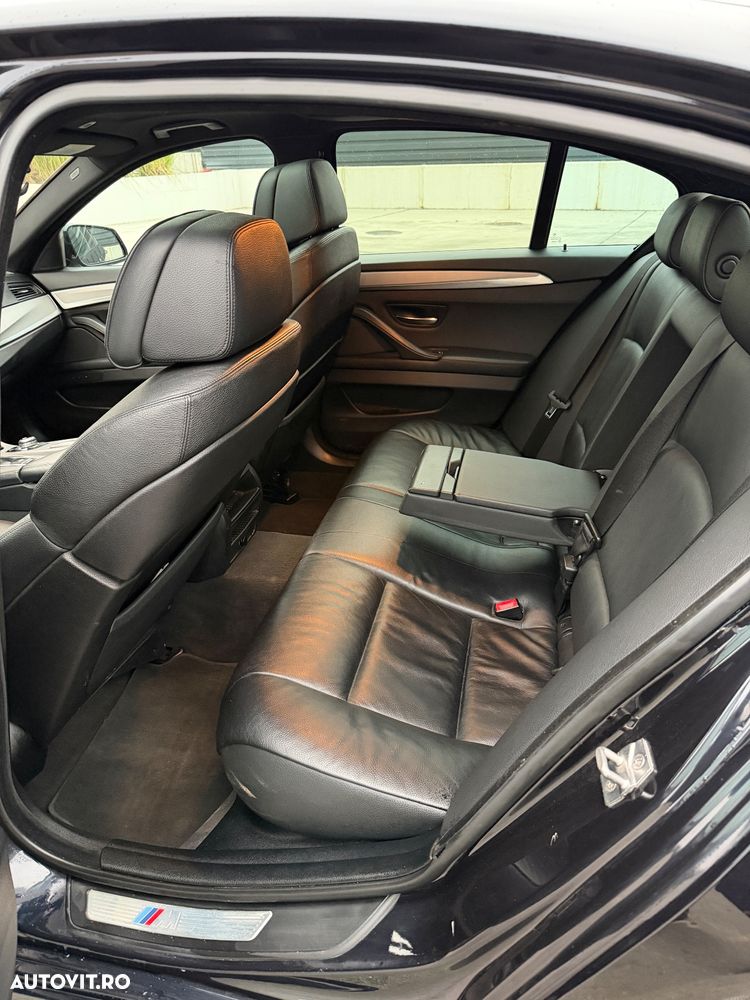BMW Seria 5 520d - 7