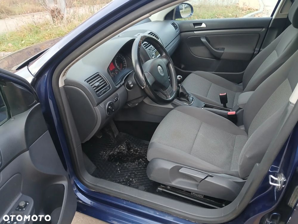 Volkswagen Golf - 13