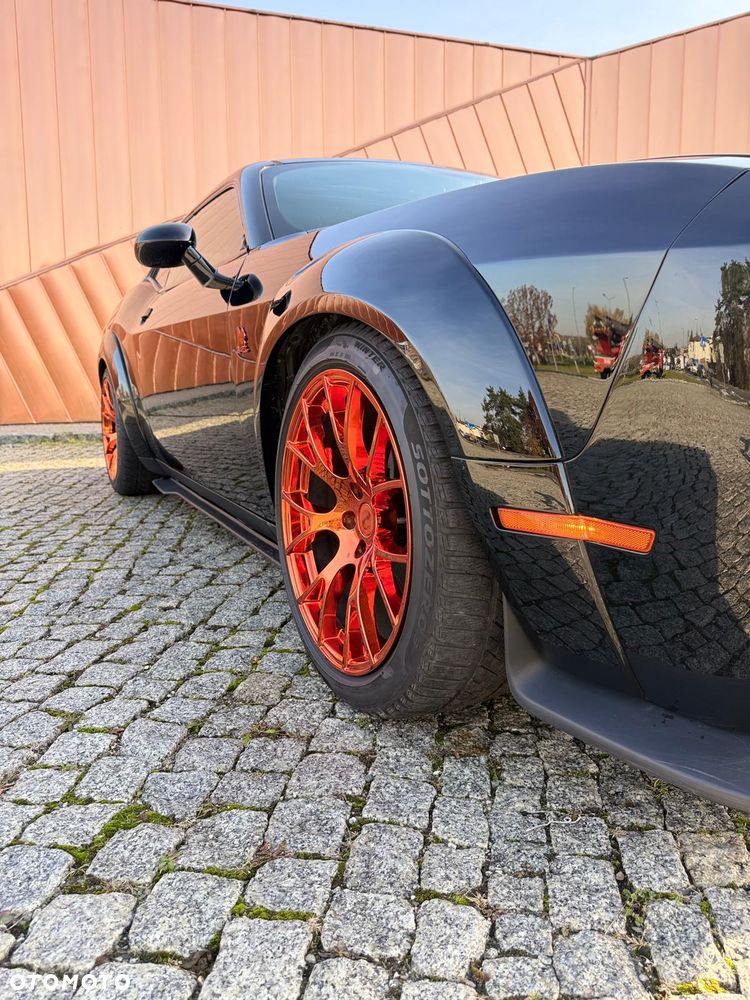 Dodge Challenger - 19