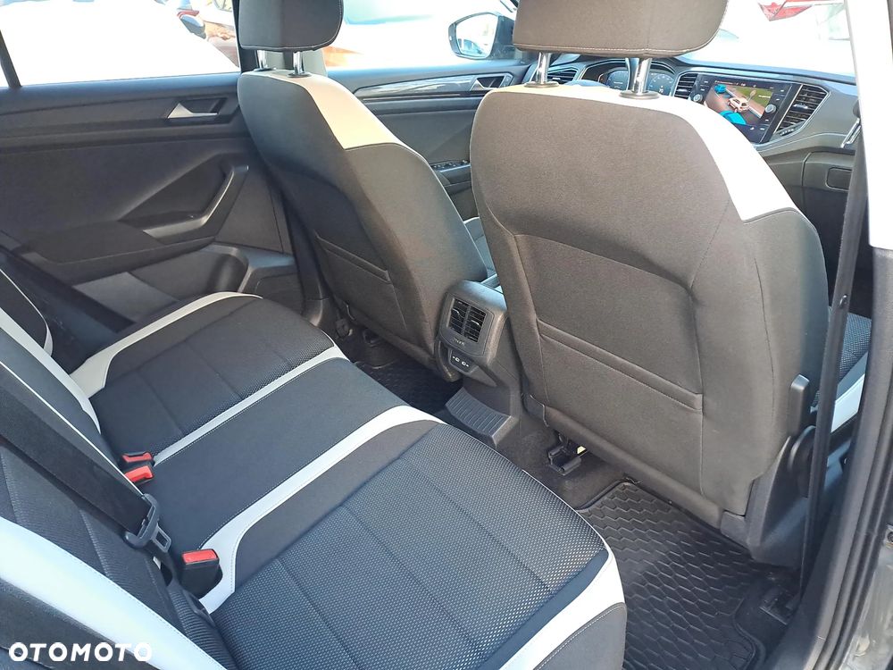 Volkswagen T-Roc 1.5 TSI ACT Premium DSG - 11