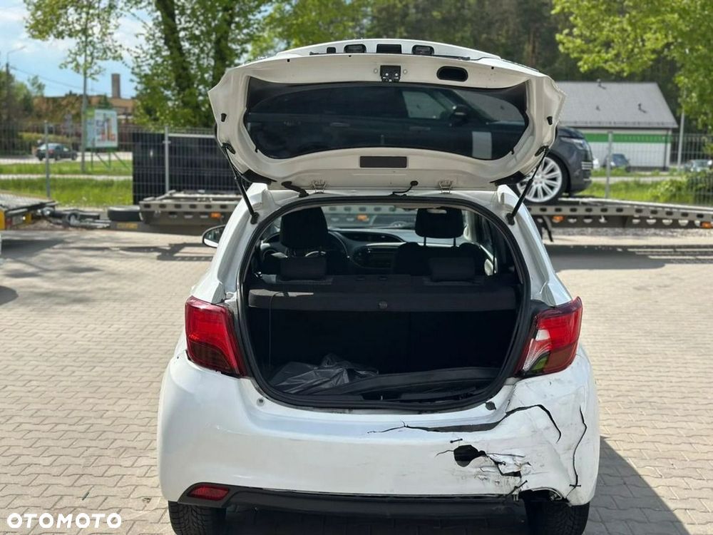 Toyota Yaris - 7
