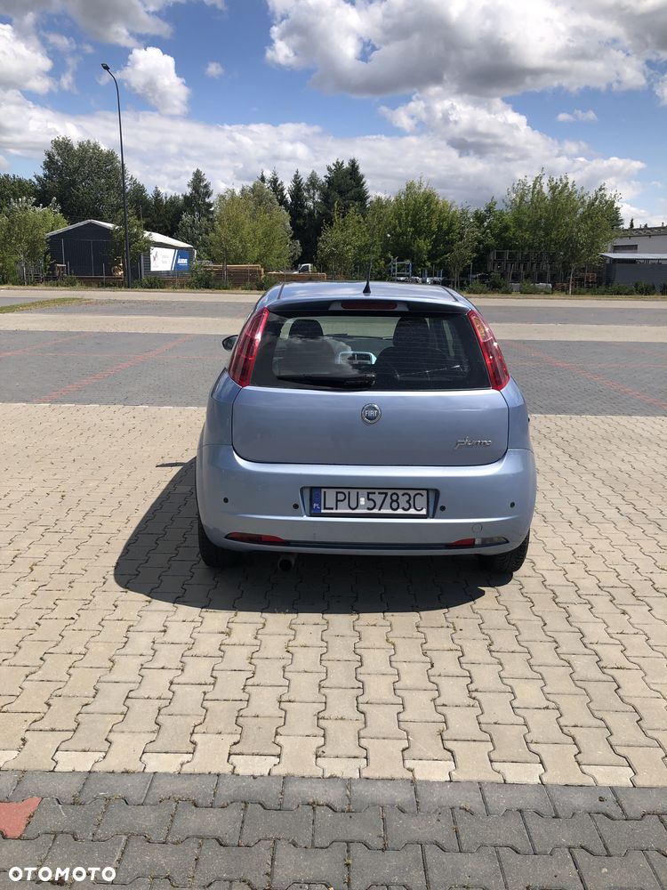 Fiat Grande Punto - 5