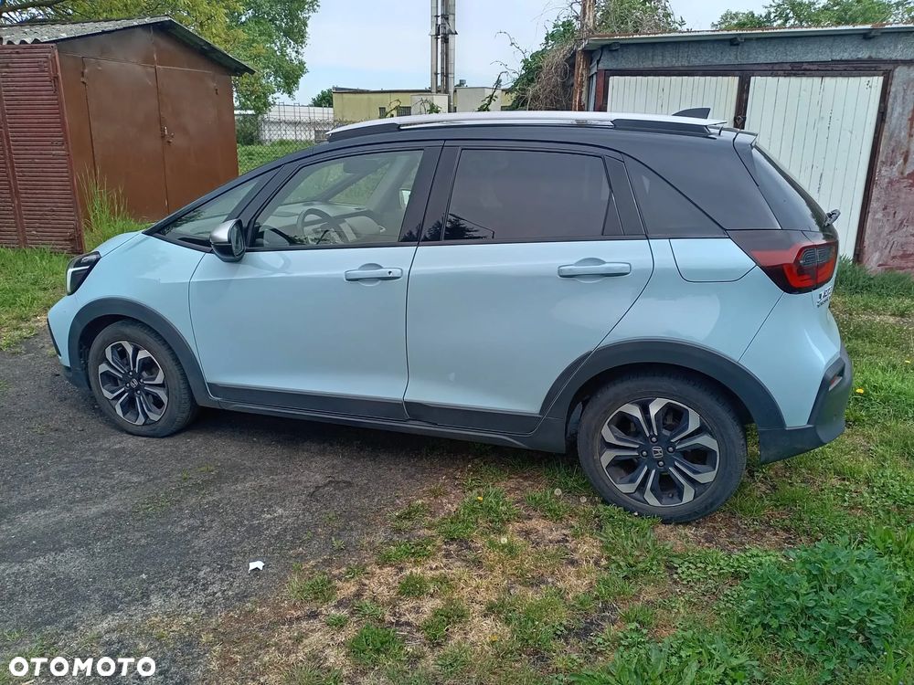 Honda Jazz 1.5 i-MMD Executive Crosstar (Czarny Dach) - 1