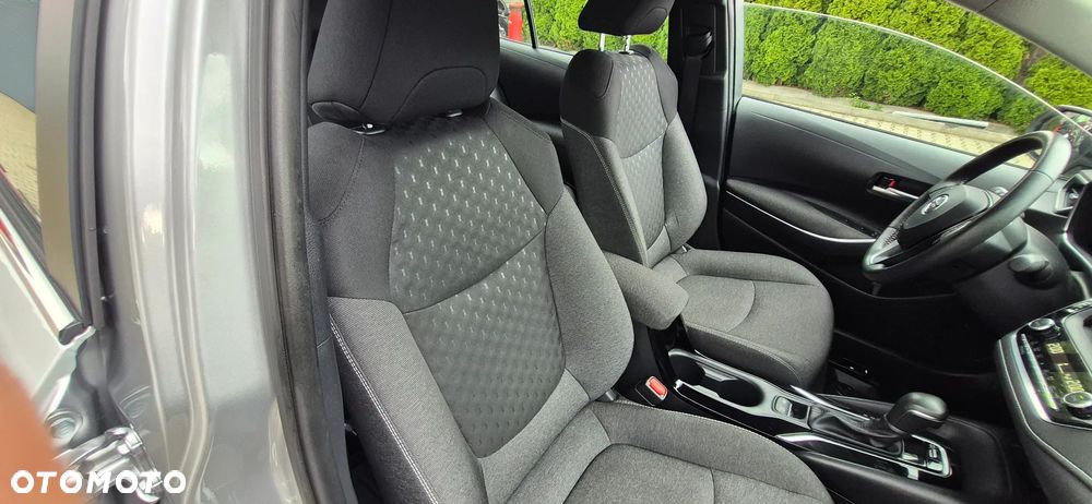 Toyota Corolla 1.8 Hybrid Style - 16