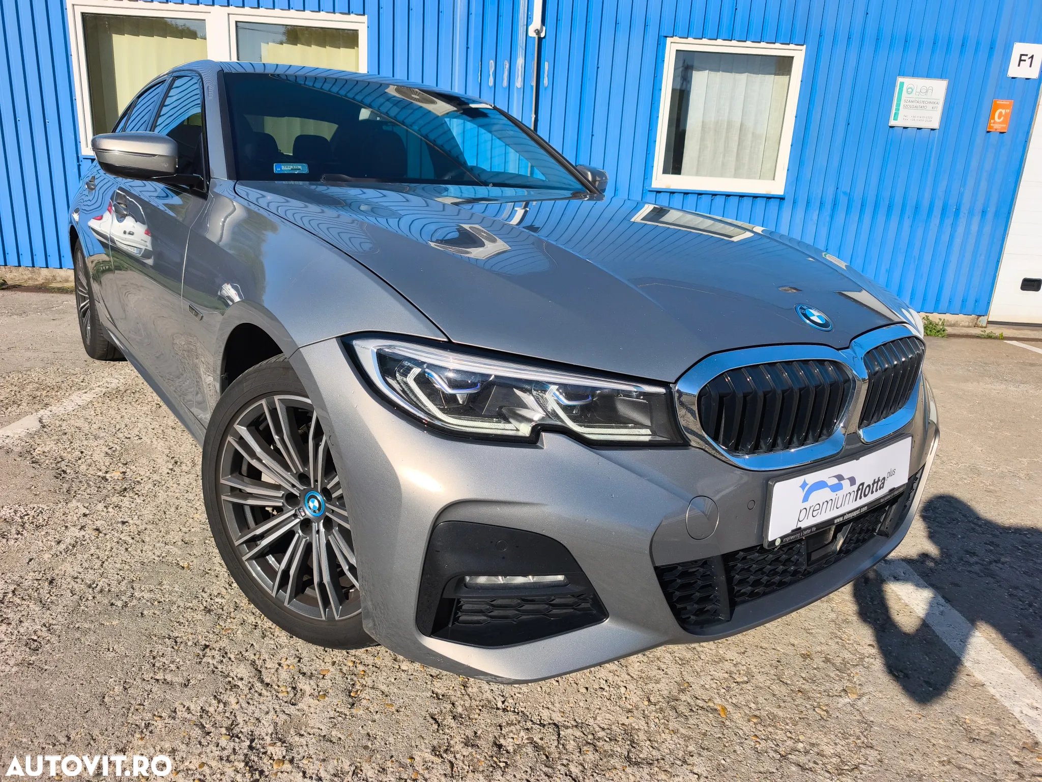 BMW Seria 3 330e xDrive AT PHEV - 2