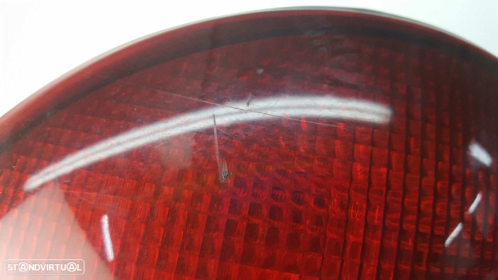 FAROLIM TRASEIRO ESQUERDO HYUNDAI ACCENT (X3) 1.3 GLS - 4