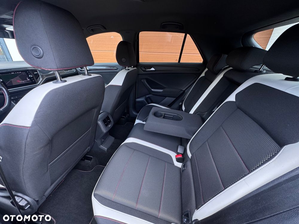 Volkswagen T-Roc 2.0 TDI SCR DSG Sport - 16