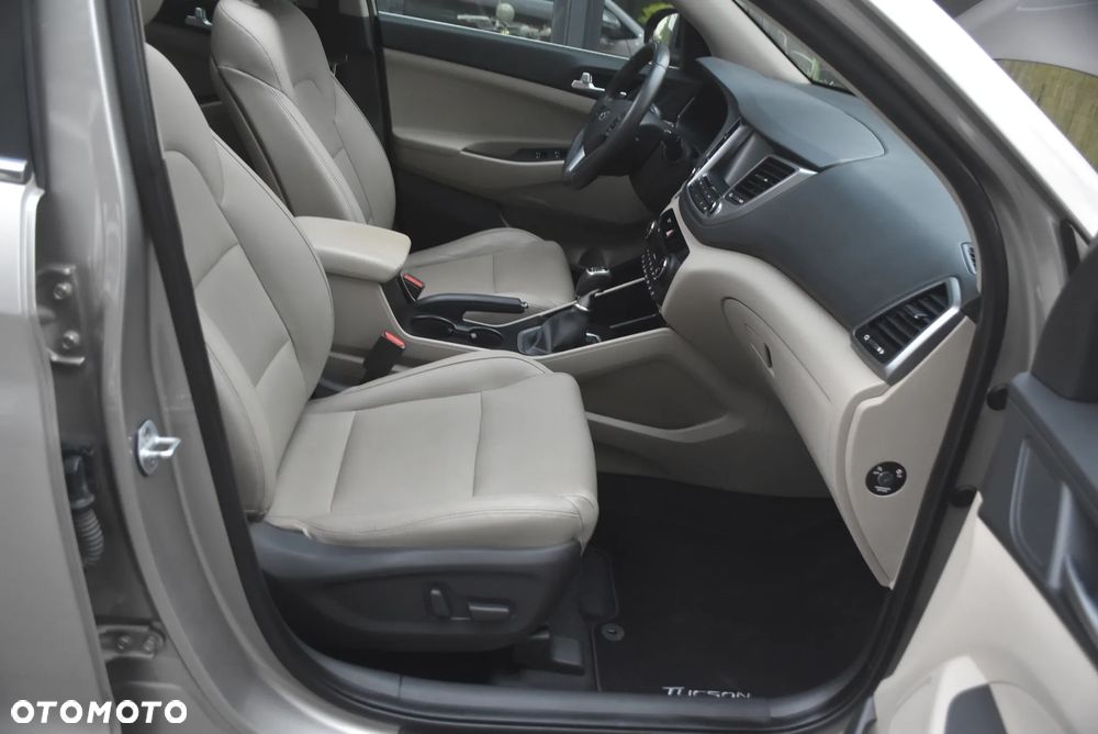 Hyundai Tucson 2.0 CRDi 4WD Trend - 16