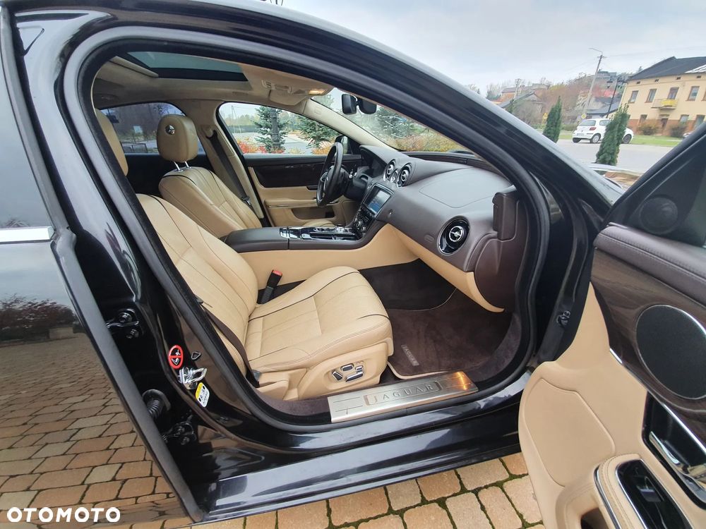 Jaguar XJ 3.0 V6 S Portfolio - 3