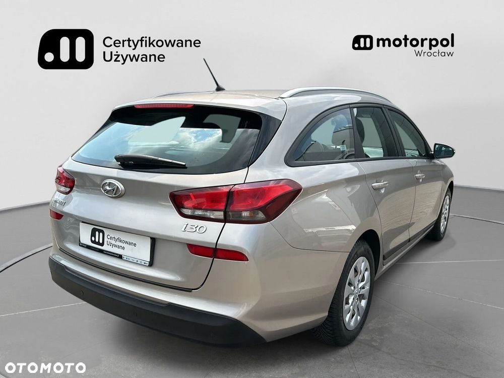 Hyundai i30 1.4 Classic + - 14