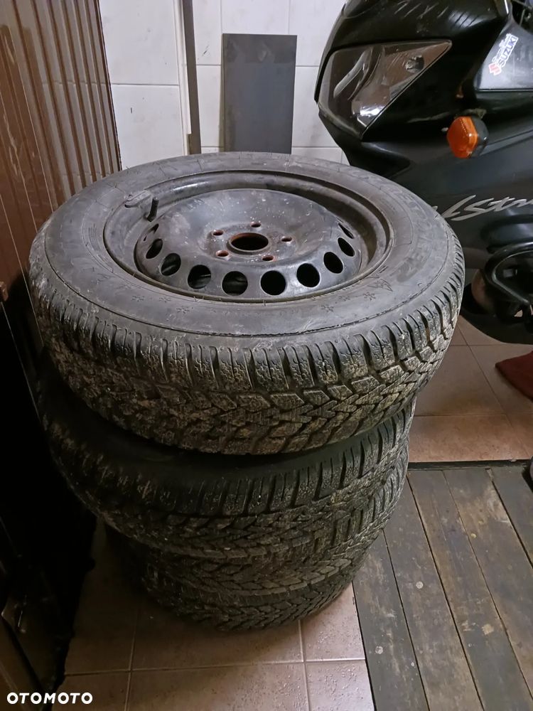 Volkswagen Golf VI 1.6 TDI Comfortline - 15