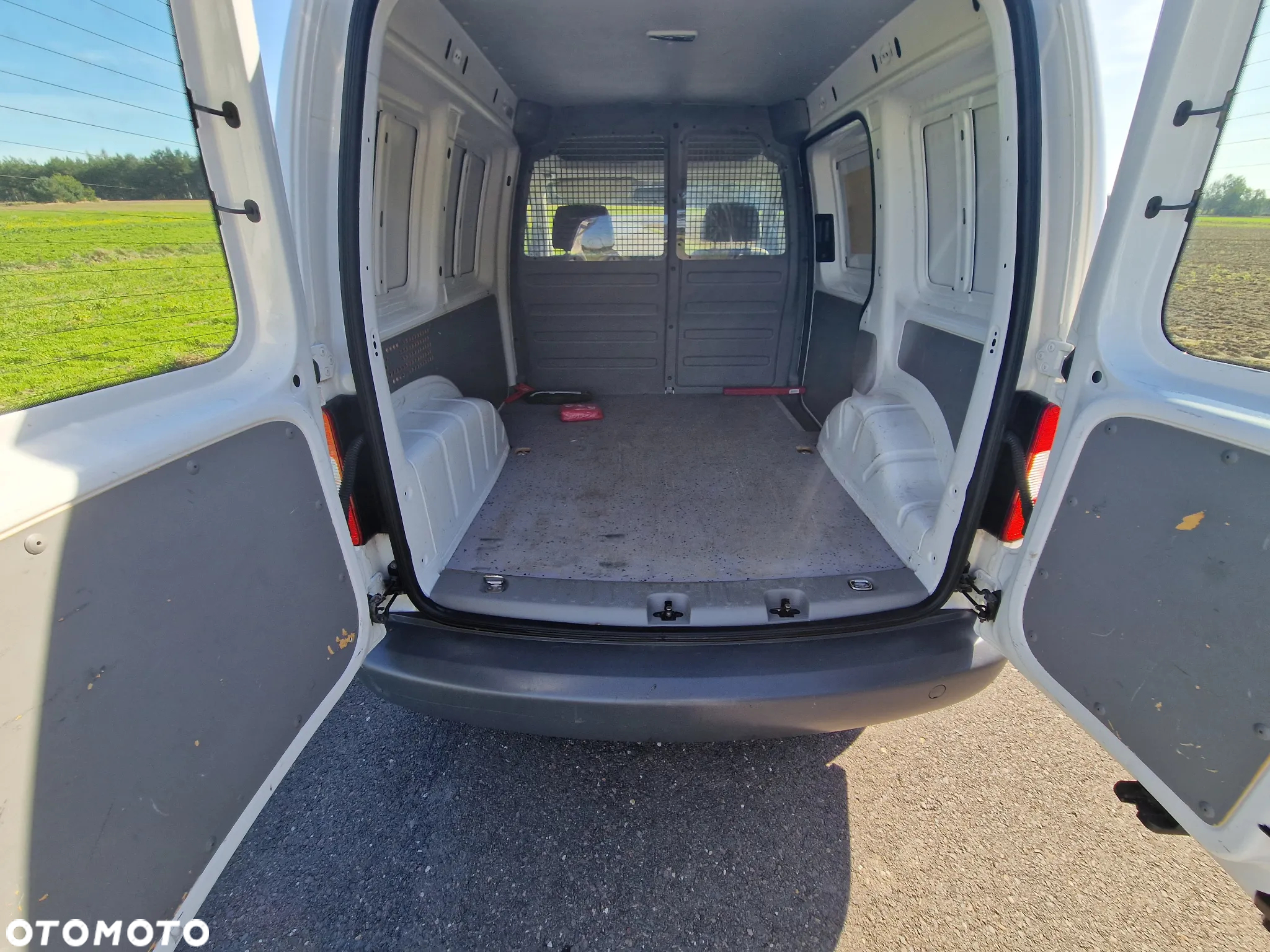Volkswagen CADDY - 14
