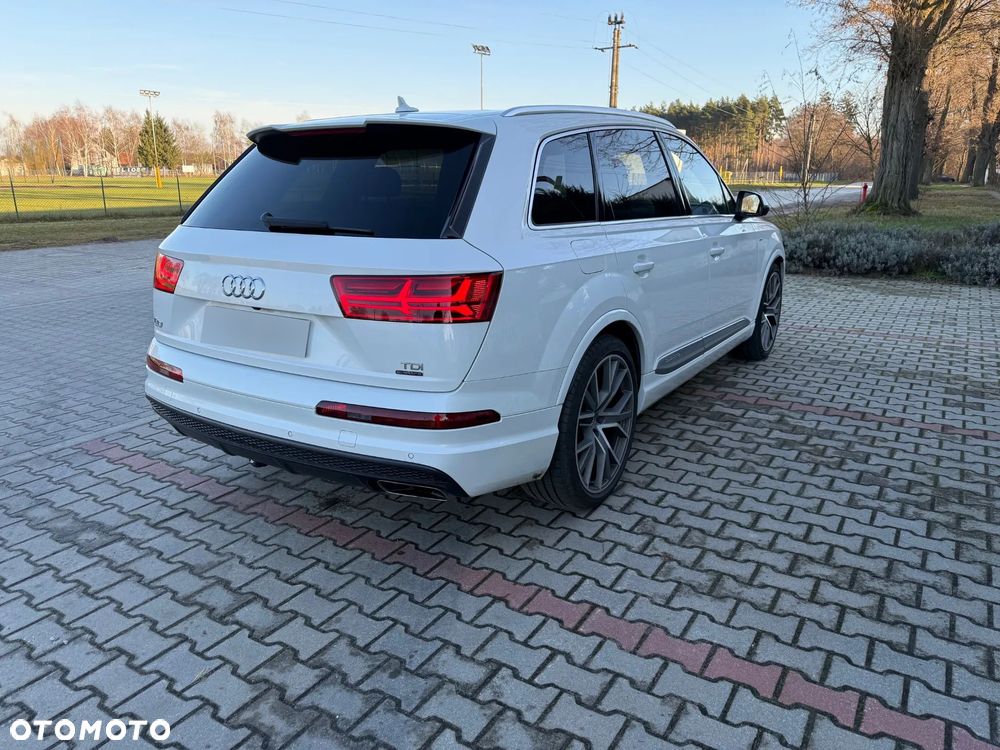 Audi Q7 - 4