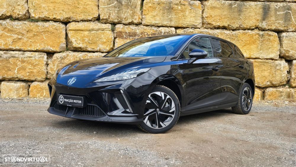 MG MG4 64 kWh Luxury - 58