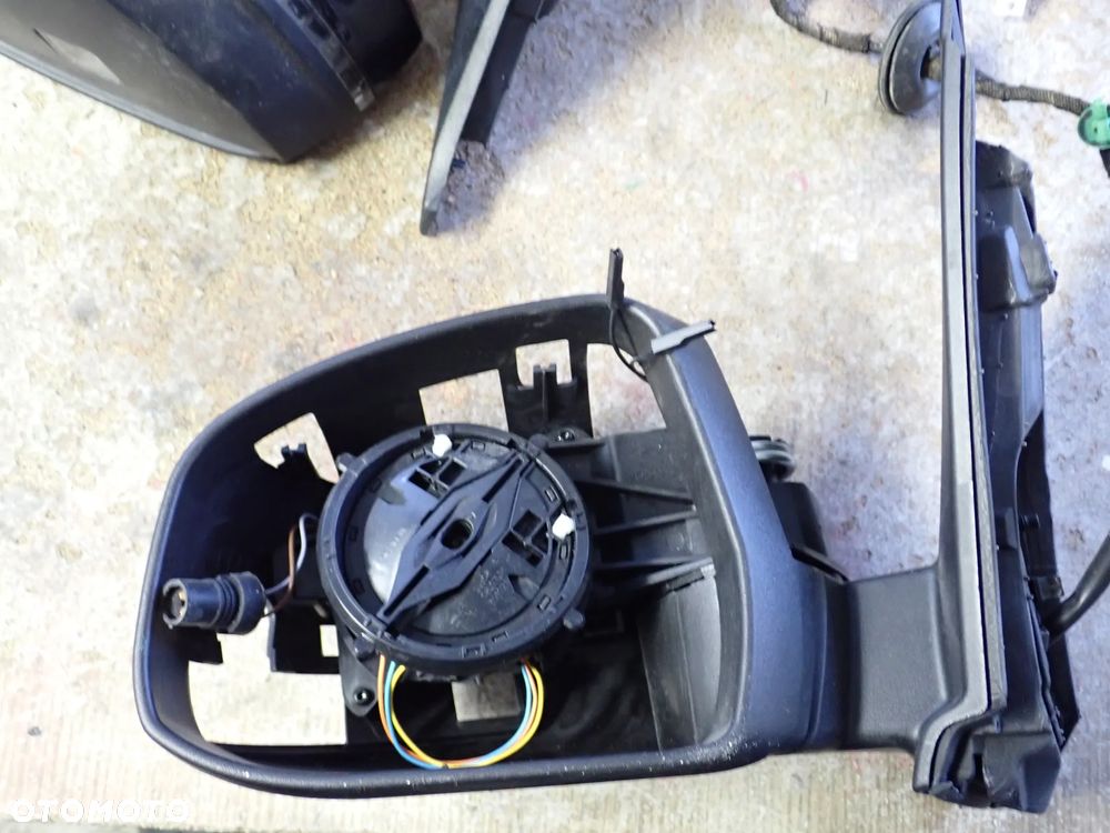 FORD FOCUS 2007-2011 LUSTERKO LEWE 6 PIN 8M5117683YF - 1