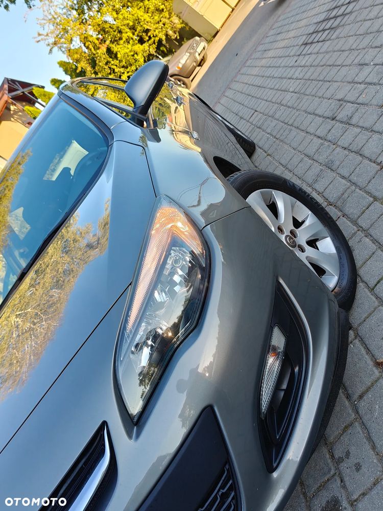 Opel Astra 1.6 Cosmo - 34