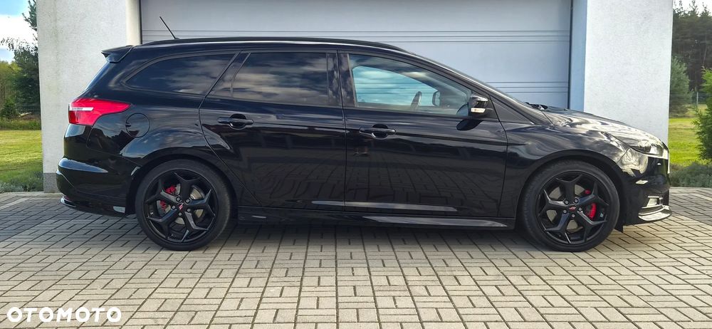 Ford Focus ST2 - 17